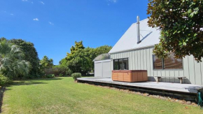 Paradise on Pacific Parade - Matarangi Retreat
